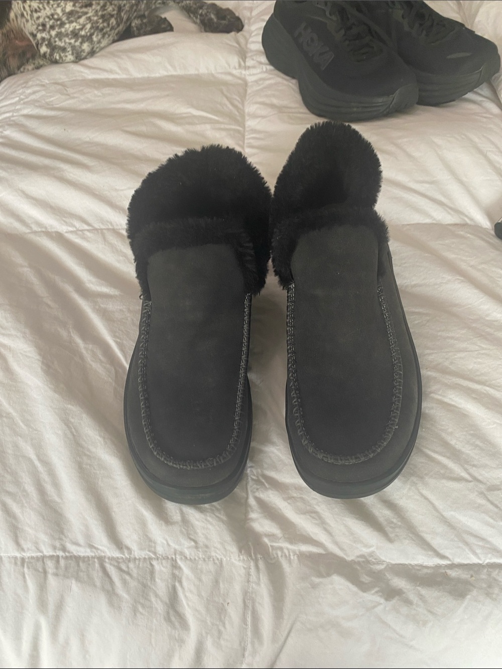 Hey Dude Women's Black Faux-Fur Slide Slippers